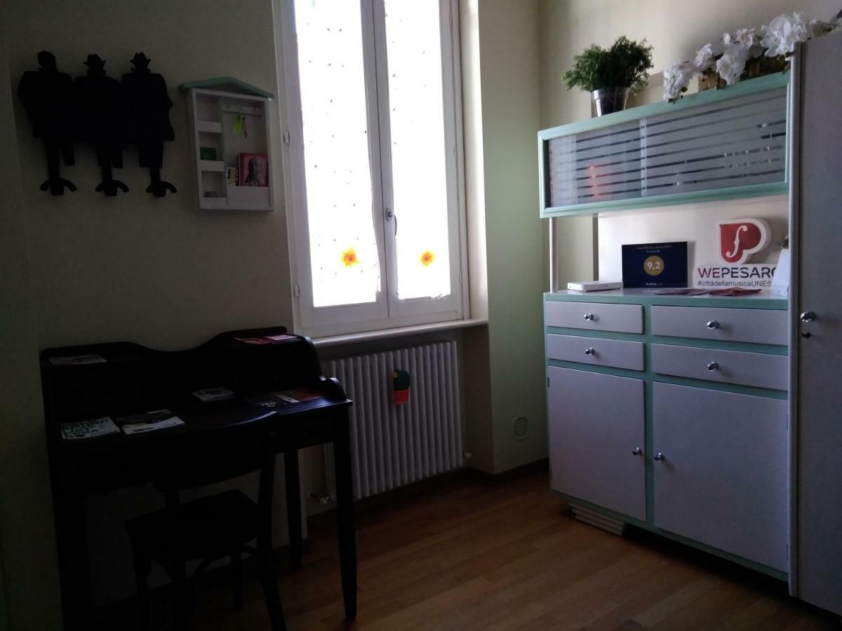 Bed and Breakfast Il Vicolo 48 Pesaro Zewnętrze zdjęcie
